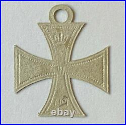 Interesting 1914 Britain Maltese Cross Adhesive Decal Stamp With Gum On Back