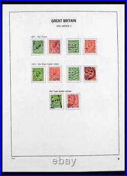 Lot 40216 Stamp collection Great Britain 1840-1990 in Davo album and stockbook